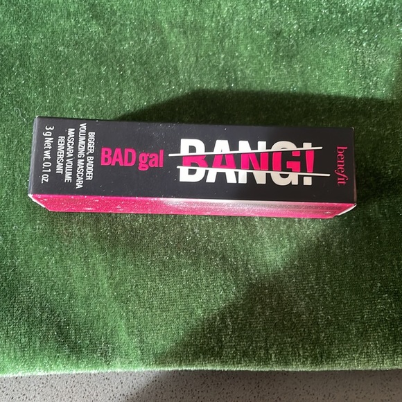 Beauty Bundle with Cosmetic bag - Picture 4 of 9